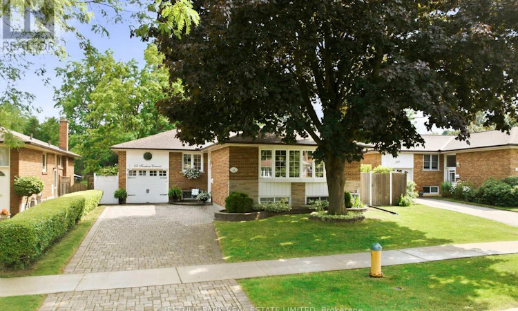 44 Fareham Crescent