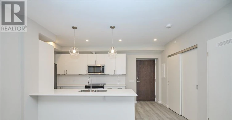 704-118 West Street, Port Colborne, ON, L3K 4E6 - 7