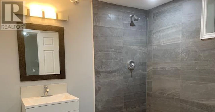 BSMT-378 Torrance Street, Burlington, ON, L7R 2R8 - 10