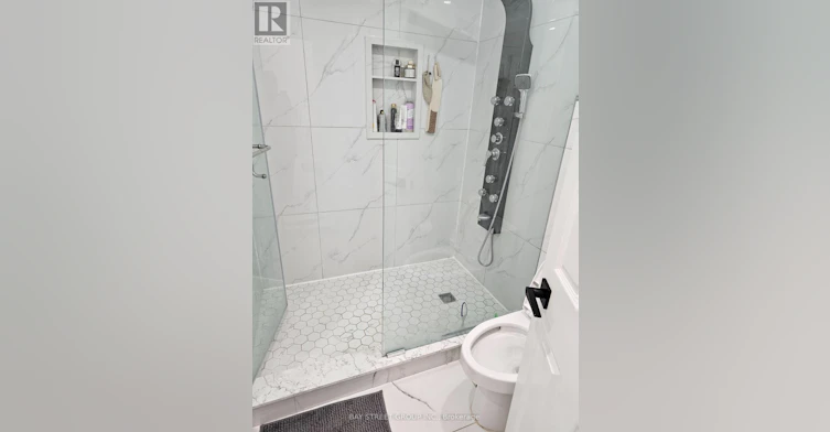 UPPER1-3177 Colonial Drive, Mississauga, ON, L5L 5L3 - 16