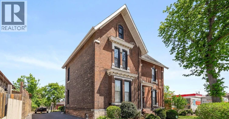 274 Crawford Avenue, Windsor, ON, N9A 5C2 - 2