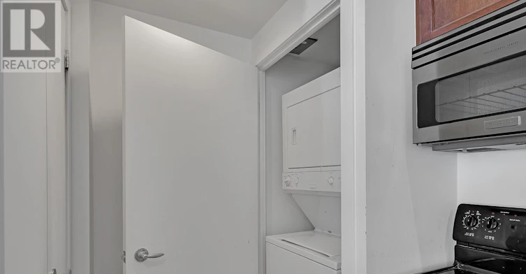 405-218 Queens Quay W, Toronto, ON, M5J 2Y6 - 23