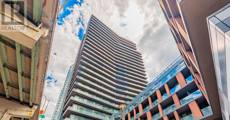 2313-20 Bruyeres Mews, Toronto, ON, M5V 0G8