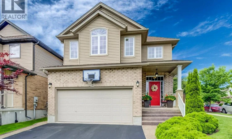 300 Watervale Crescent