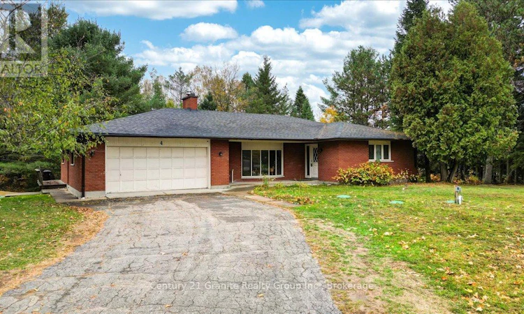 4 Maxwell Settlement Road