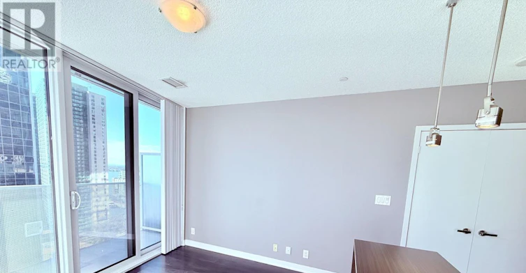 1707-100 Harbour Street, Toronto, ON, M5J 0B5 - 5