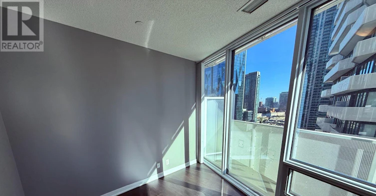 1707-100 Harbour Street, Toronto, ON, M5J 0B5 - 10