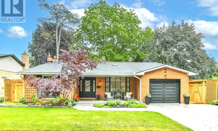 2 Oakwood Drive