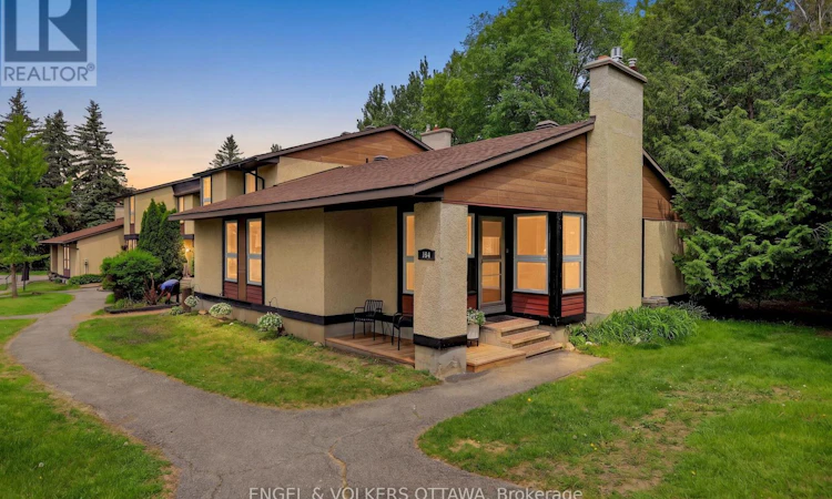 6-164 Mcclintock Way