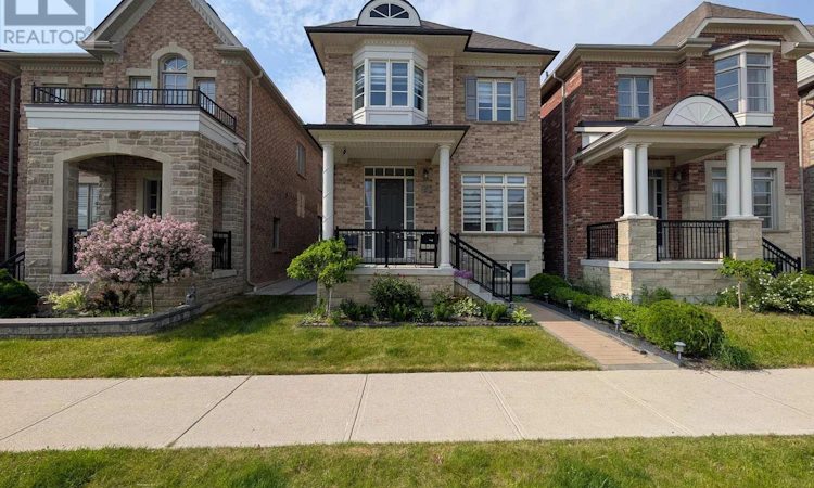 230 Paradelle Drive