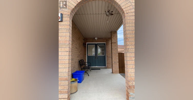 76 Jack Monkman Crescent, Markham, ON, L3S 0A4 - 3