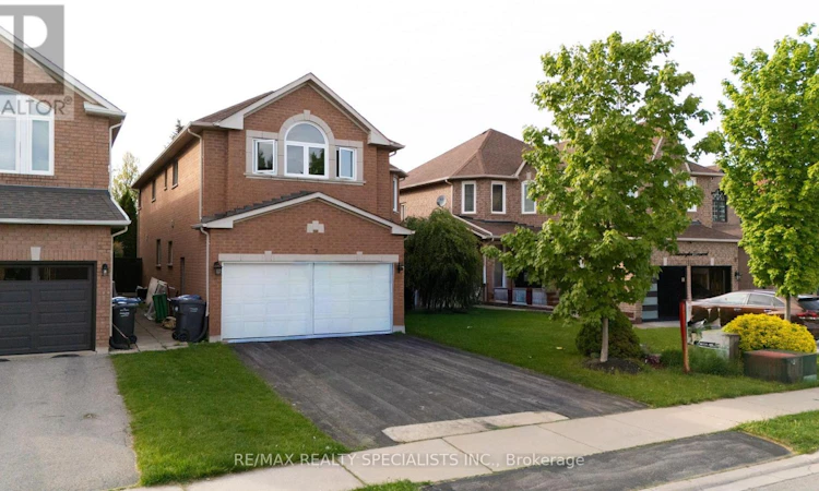 7 Banington Crescent