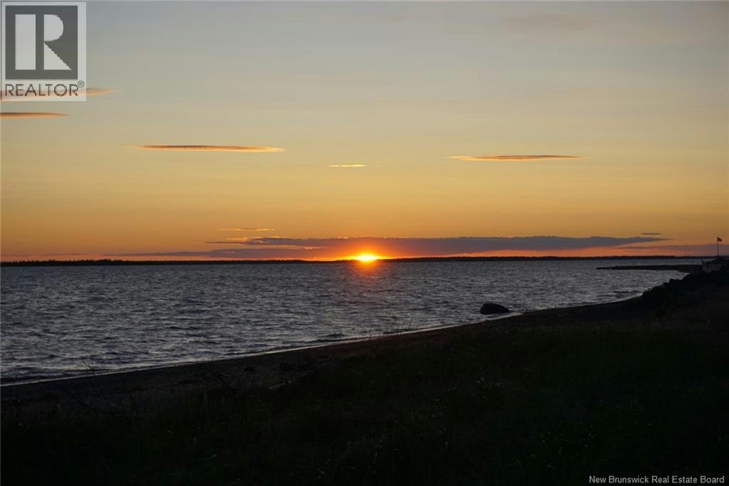 1660sm De La Grande Marée, Shippagan, NB, E8S 3B1
