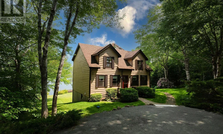9 Lakewood Drive