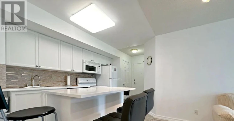 30-30 Harrison Garden Boulevard, Toronto, ON, M2N 7A9 - 7