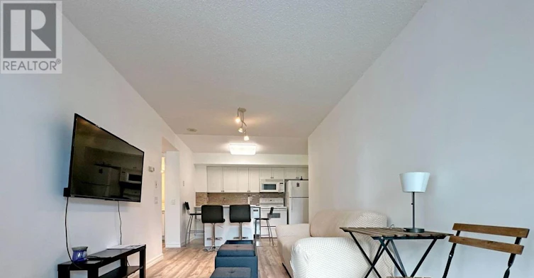 30-30 Harrison Garden Boulevard, Toronto, ON, M2N 7A9 - 2