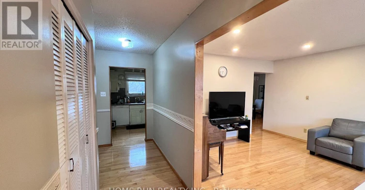 960 Cahill Drive, Ottawa, ON, K1V 9H8 - 2