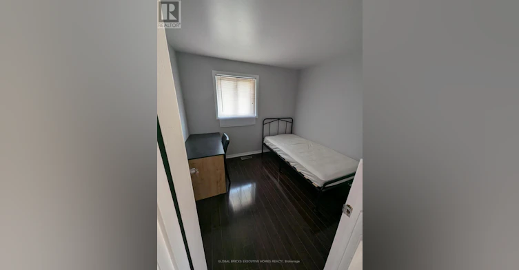 ROOM 4-5 Onslow Court, Oakville, ON, L6H 1J2 - 4