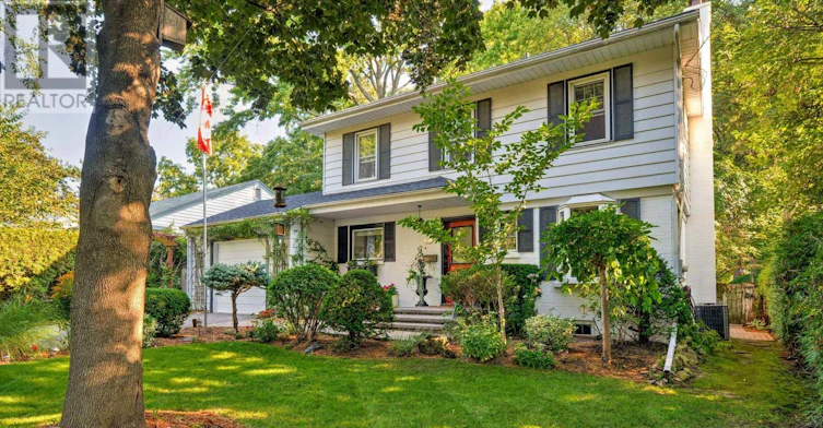 145 Suffolk Avenue, Oakville, ON, L6K 2L5 - 4