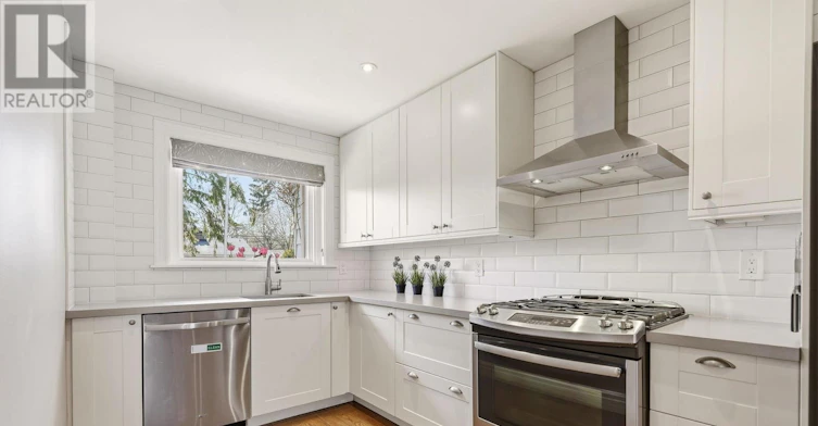 145 Suffolk Avenue, Oakville, ON, L6K 2L5 - 12