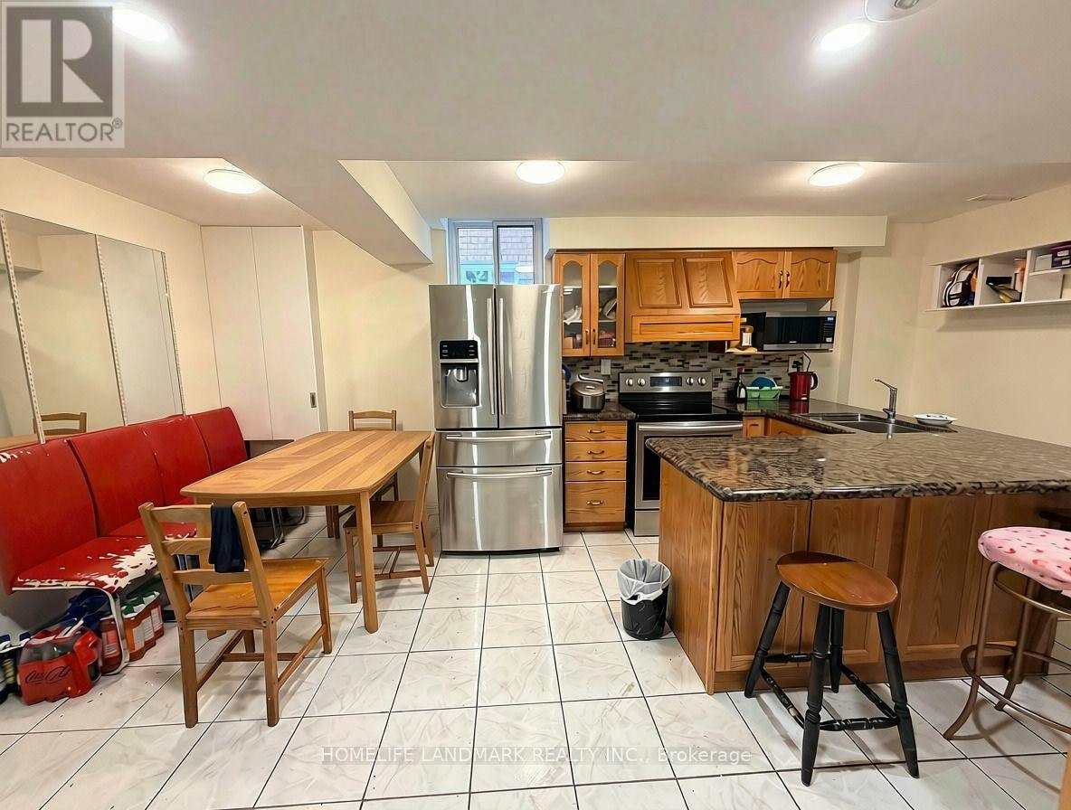 2587 Credit Valley Road, Mississauga, ON, L5M 4K7