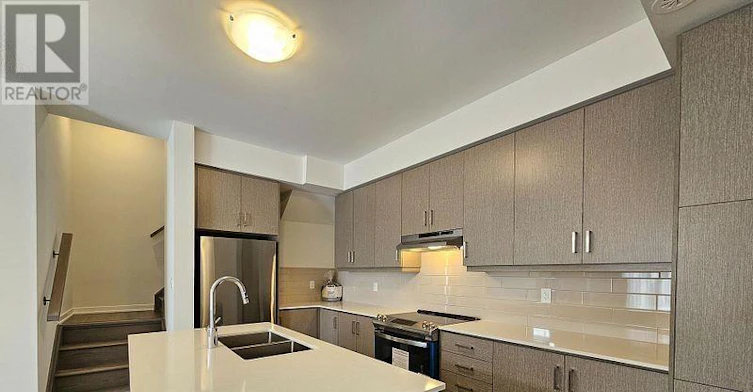 TH 141-31 Almond Blossom Mews S, Vaughan, ON, L4K 0N7 - 9