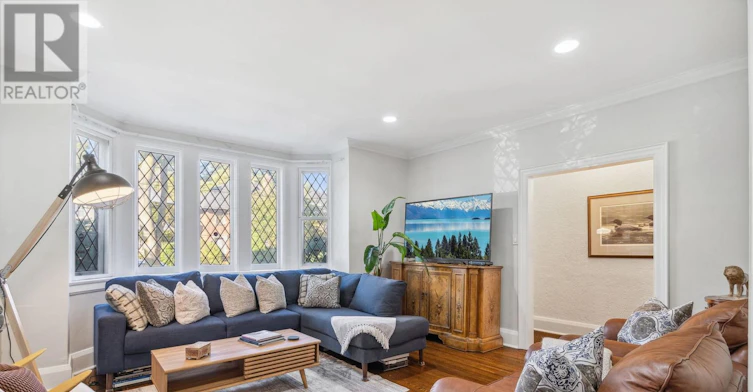 MAIN-31 Whitehall Road, Toronto, ON, M4W 2C5 - 5