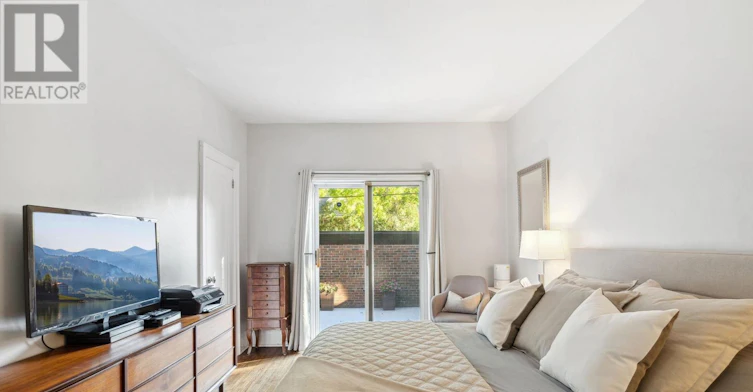 MAIN-31 Whitehall Road, Toronto, ON, M4W 2C5 - 16