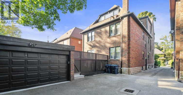 MAIN-31 Whitehall Road, Toronto, ON, M4W 2C5 - 24