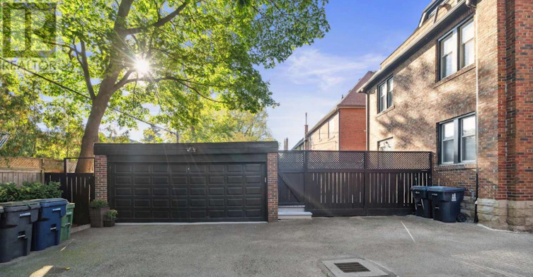MAIN-31 Whitehall Road, Toronto, ON, M4W 2C5 - 25
