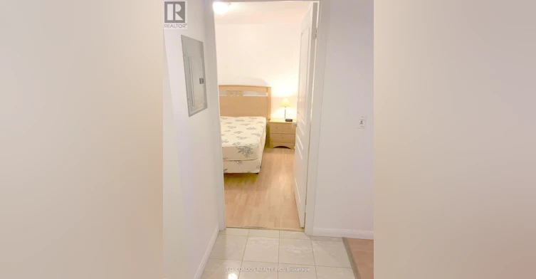 610-140 Simcoe Street, Toronto, ON, M5H 4E9 - 5