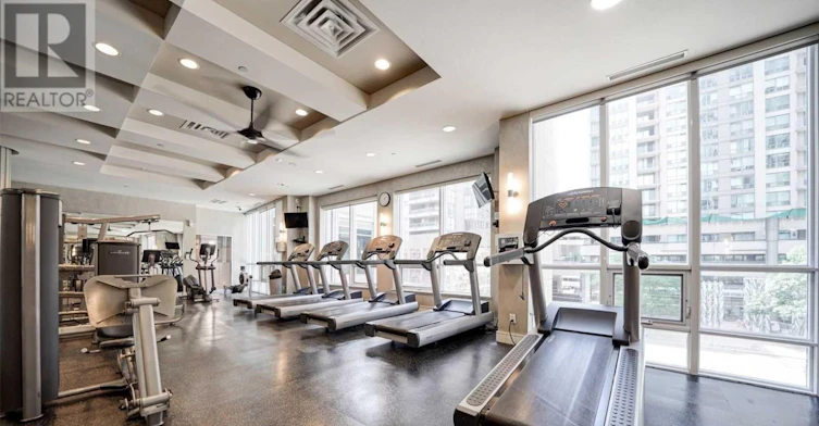 1704-763 Bay Street, Toronto, ON, M5G 2R3 - 3
