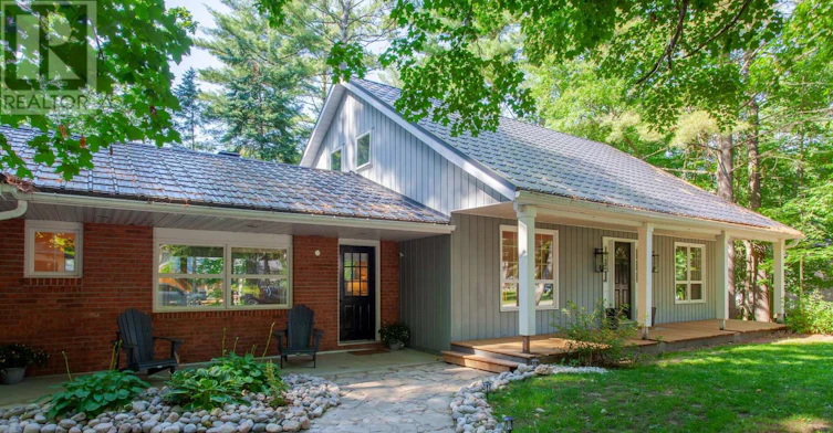 1880 Glen Oak Lane, Severn, ON, L3V 7J1 - 2