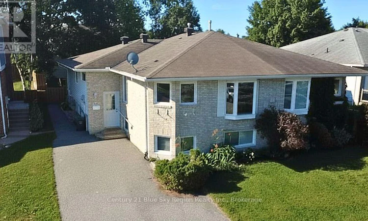 170 Cloverbrae Crescent