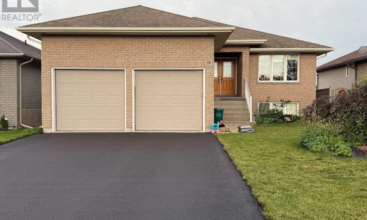 28 Freedom Crescent