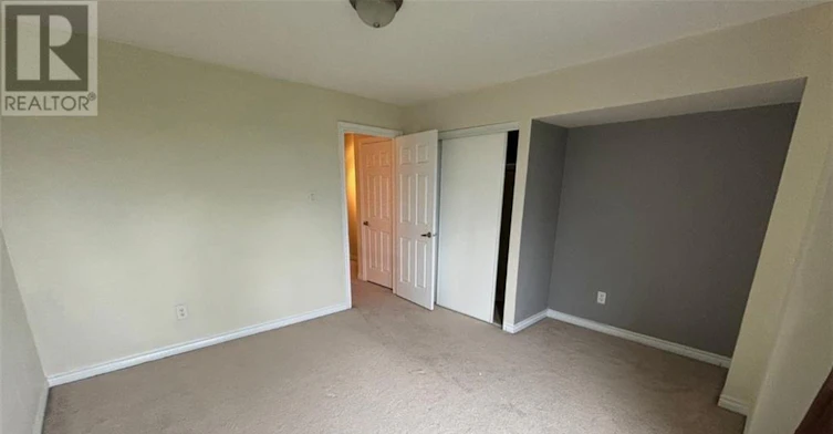 2011 Madrid Avenue, Ottawa, ON, K2J 0K1 - 17