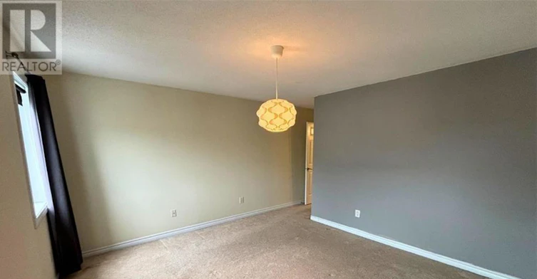 2011 Madrid Avenue, Ottawa, ON, K2J 0K1 - 18