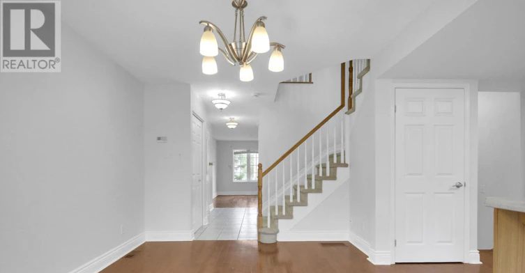 8 Riverbank Court, Ottawa, ON, K2S 1V7 - 5