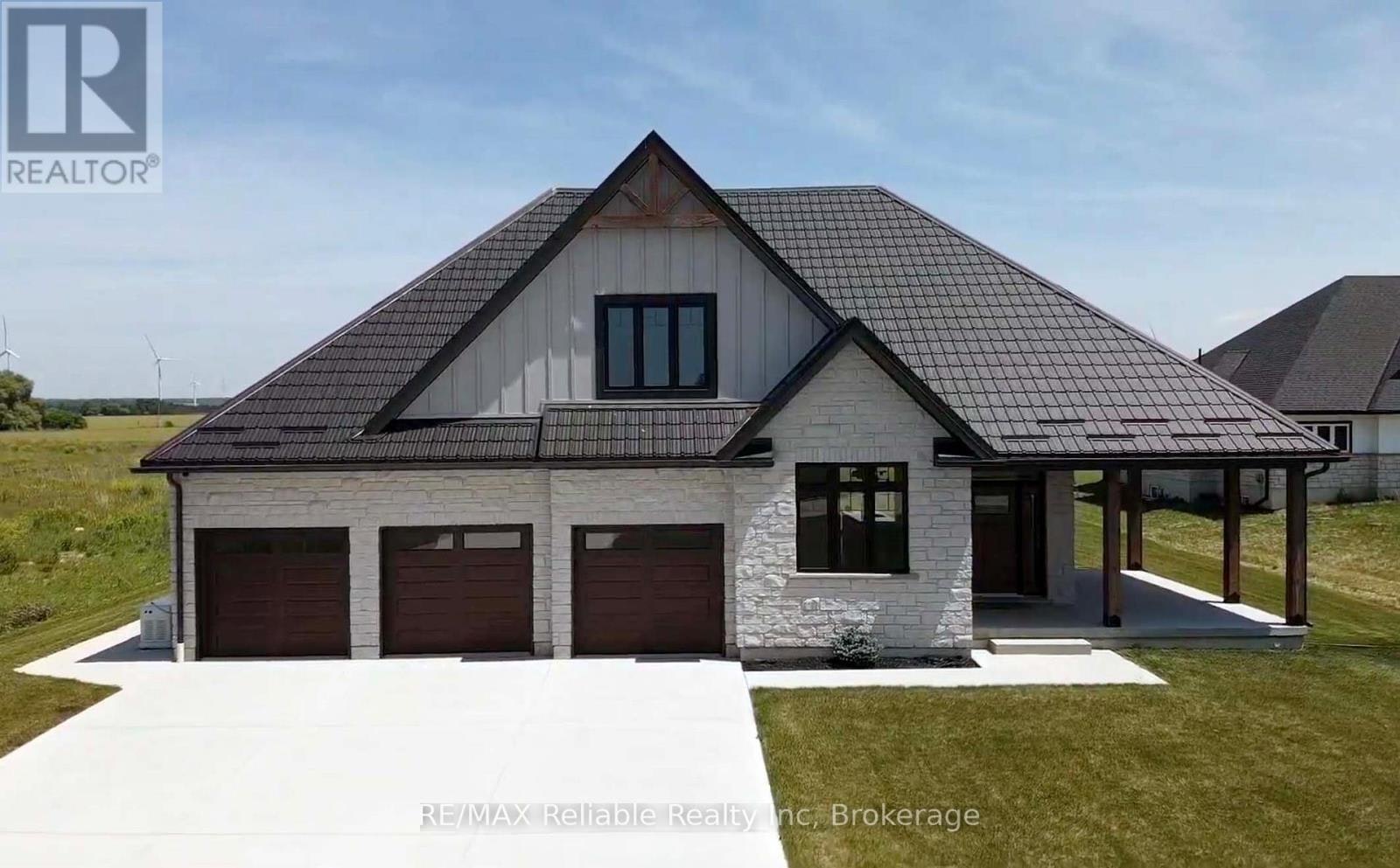73590 Irene Crescent, Bluewater, ON, N0M 2T0