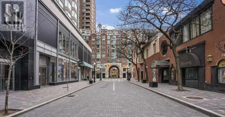 1608-155 Yorkville Avenue, Toronto, ON, M5R 0B4 - 5
