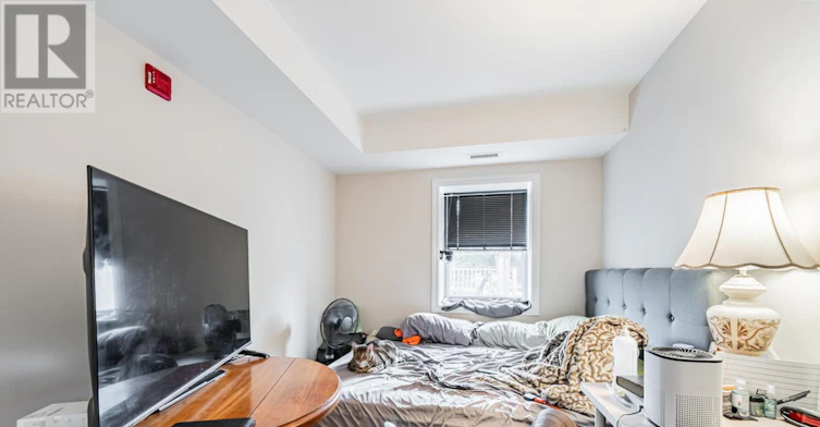 3 2904a Danforth Avenue, Toronto, ON, M4C 1M1 - 12