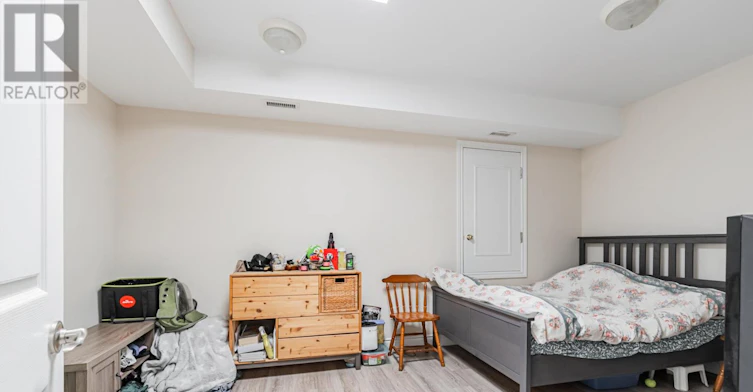 3 2904a Danforth Avenue, Toronto, ON, M4C 1M1 - 10