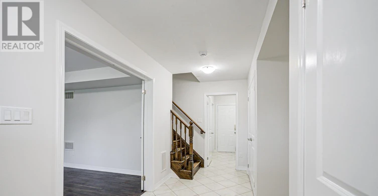 4-265 Ellen Davidson Drive, Oakville, ON, L6M 0V4 - 3
