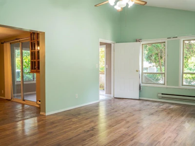 3776 Columbia Valley Road - 5