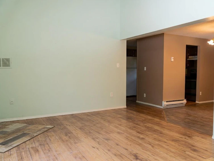 3776 Columbia Valley Road, Cultus Lake, BC, V2R 5A3 - 4