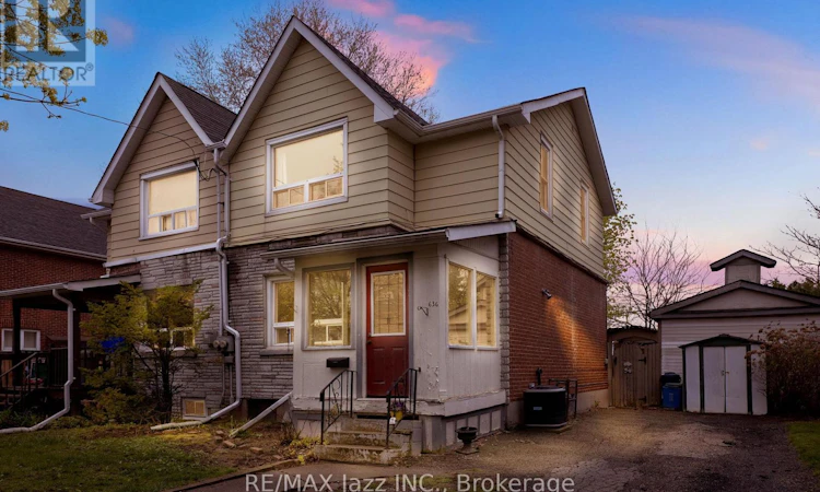 636 Carnegie Avenue