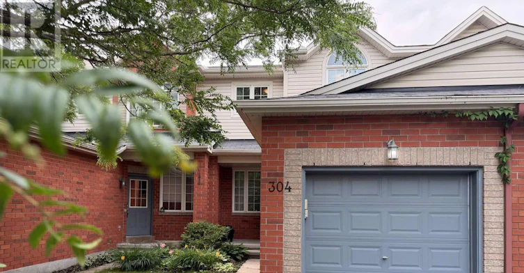 304 Applecross Crescent, Ottawa, ON, K2K 0C4