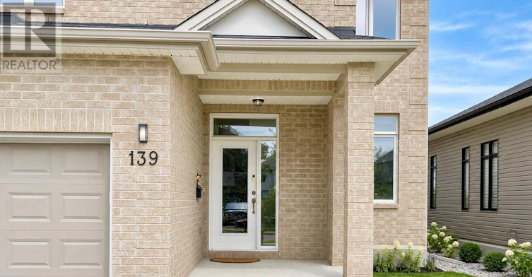 139 Cambie Road, Ottawa, ON, K1X 0A6 - 2