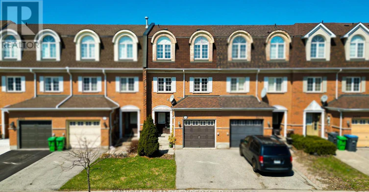 3409 Southwick Street, Mississauga, ON, L5M 7M1 - 2