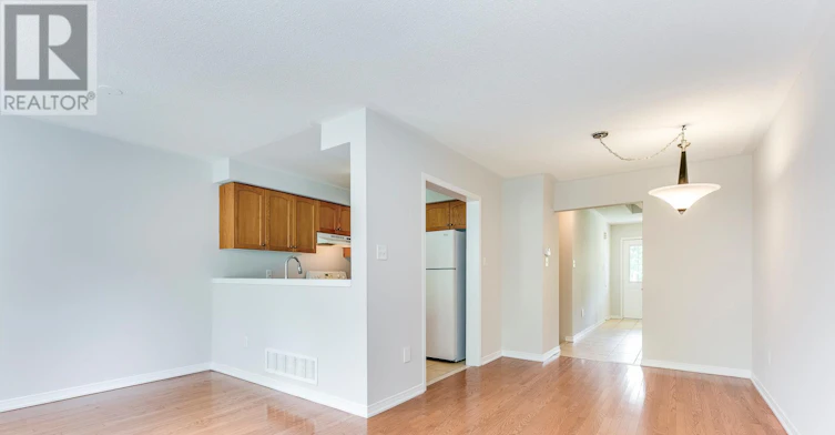 1835 Mccoy Avenue, Burlington, ON, L7L 7M1 - 8